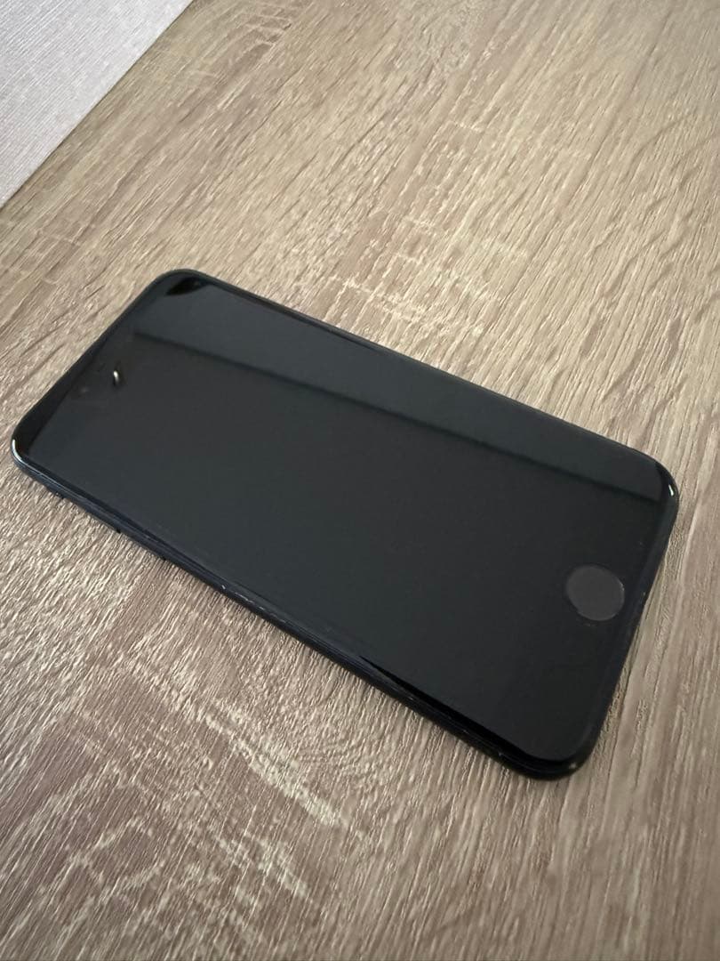 Apple iPhoneSE2 64GB ブラック