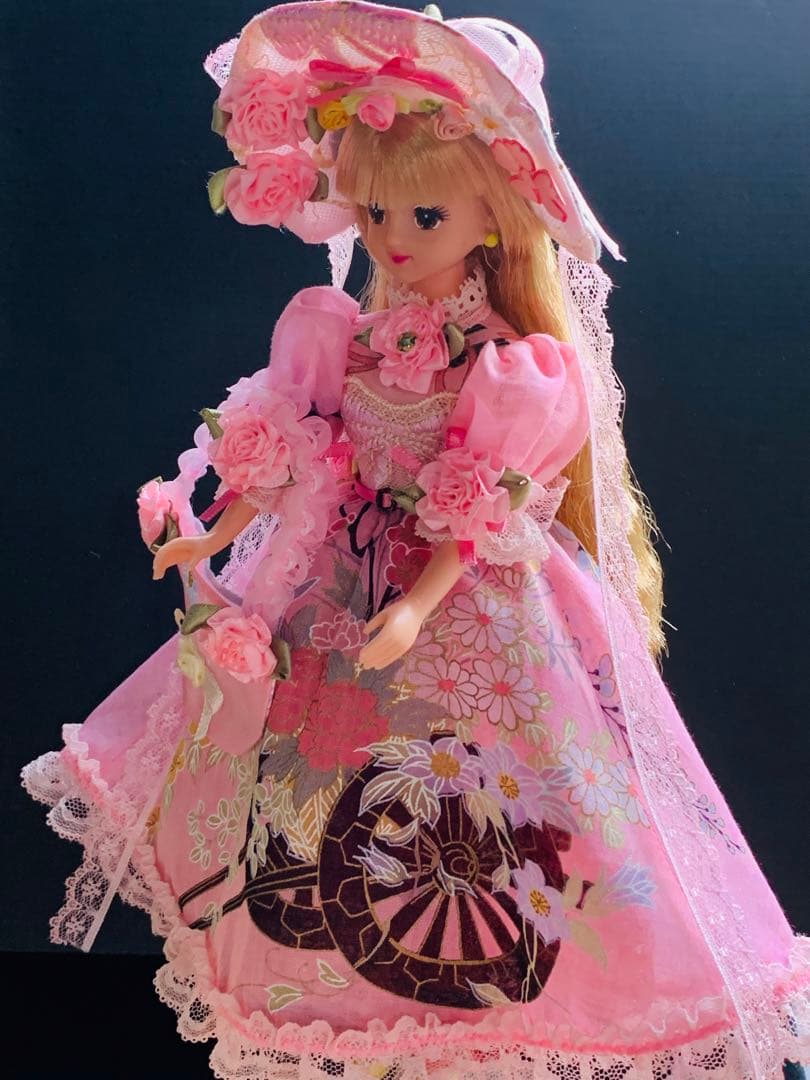 赤桜　　りかちゃんジェニー服　和柄(花ぐるま)＋すずらん柄ロリータ