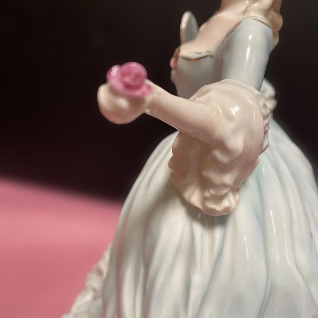 COALPORT コールポート マリーアントワネット フィギュリン フィギュア