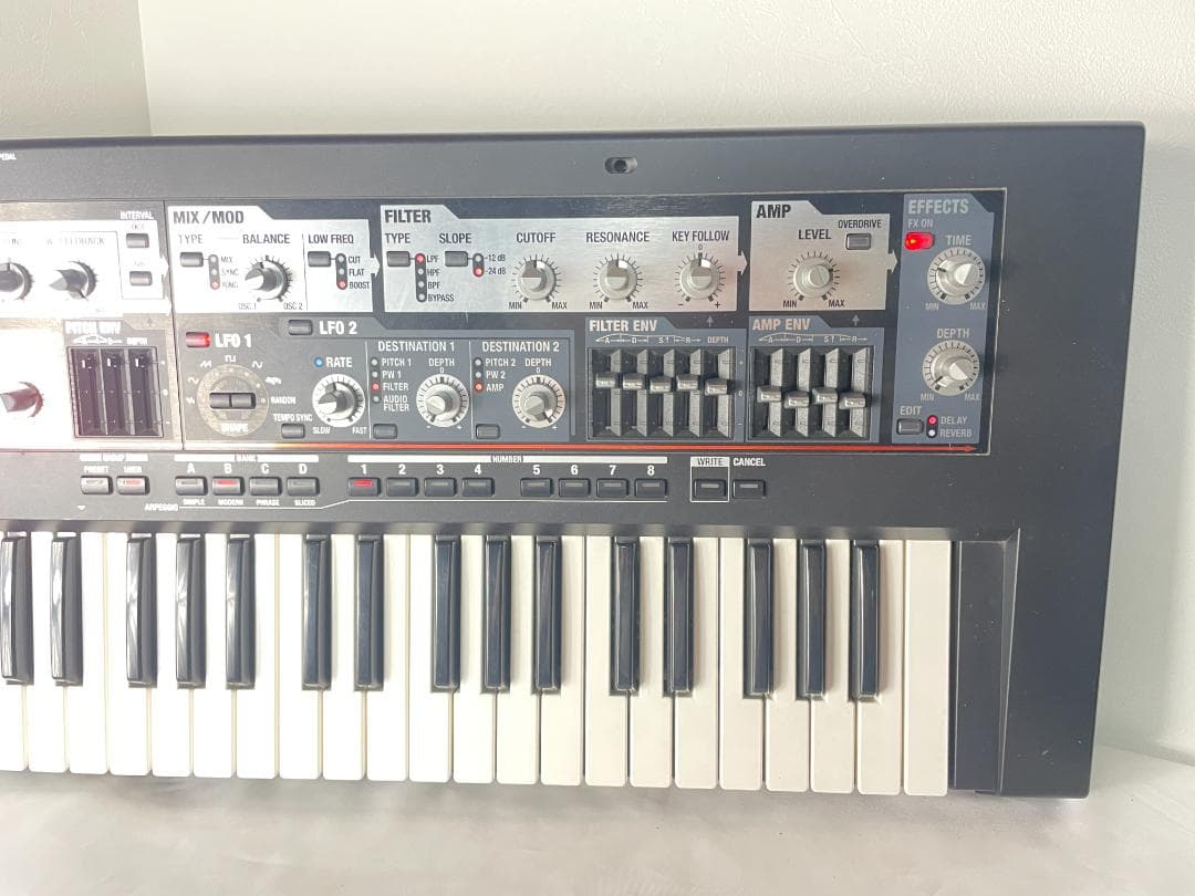 Roland ローランド SH-201