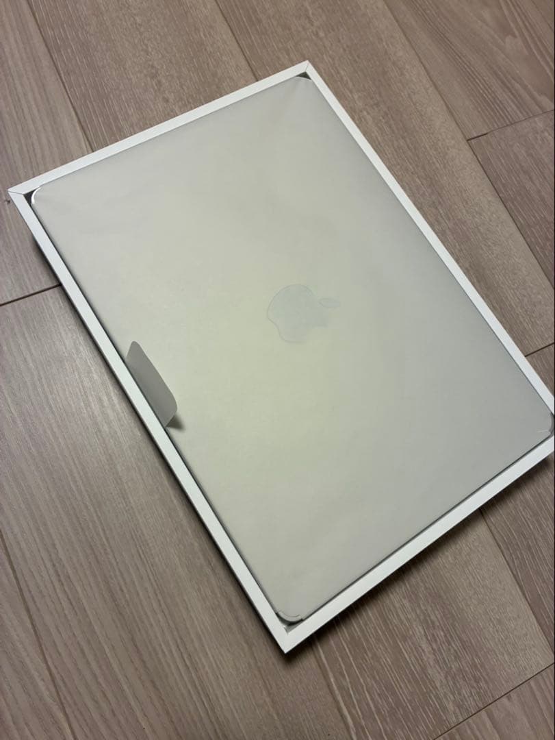 【美品】MacBook Air M4 13インチ/512GB/16GB