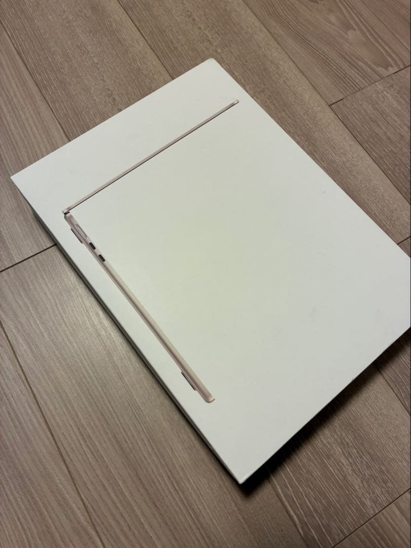 【美品】MacBook Air M4 13インチ/512GB/16GB