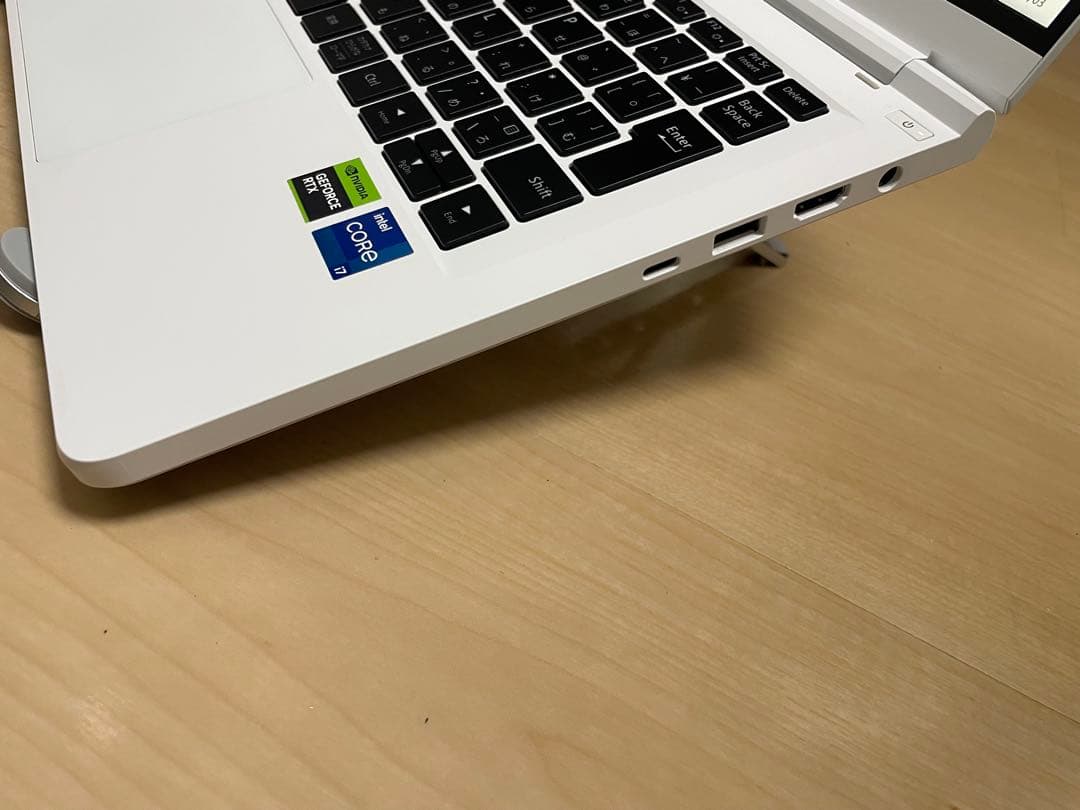 [美品] DAIV R4 i7-12650H 32GB 2TB RTX 3050