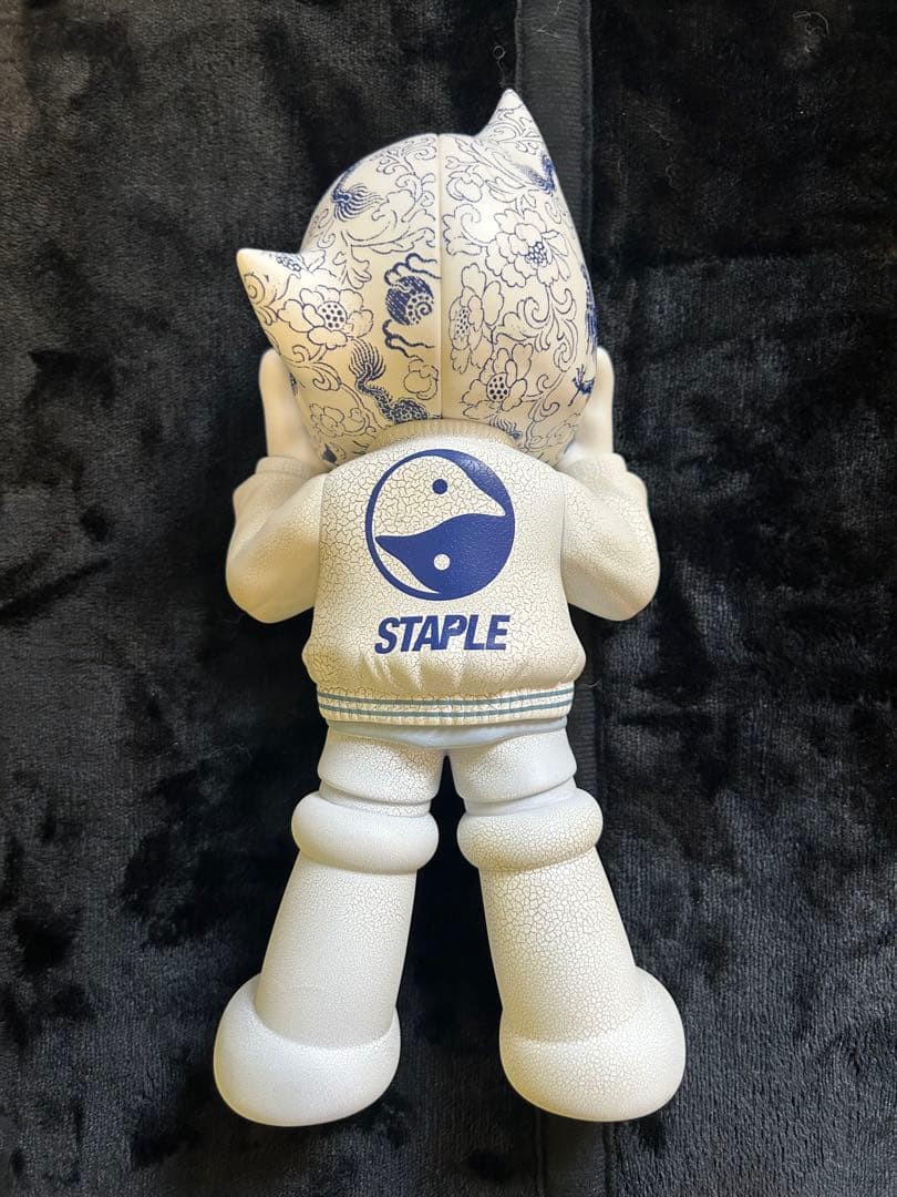 STAPLE ASTRO BOY フィギュア　Toy qube