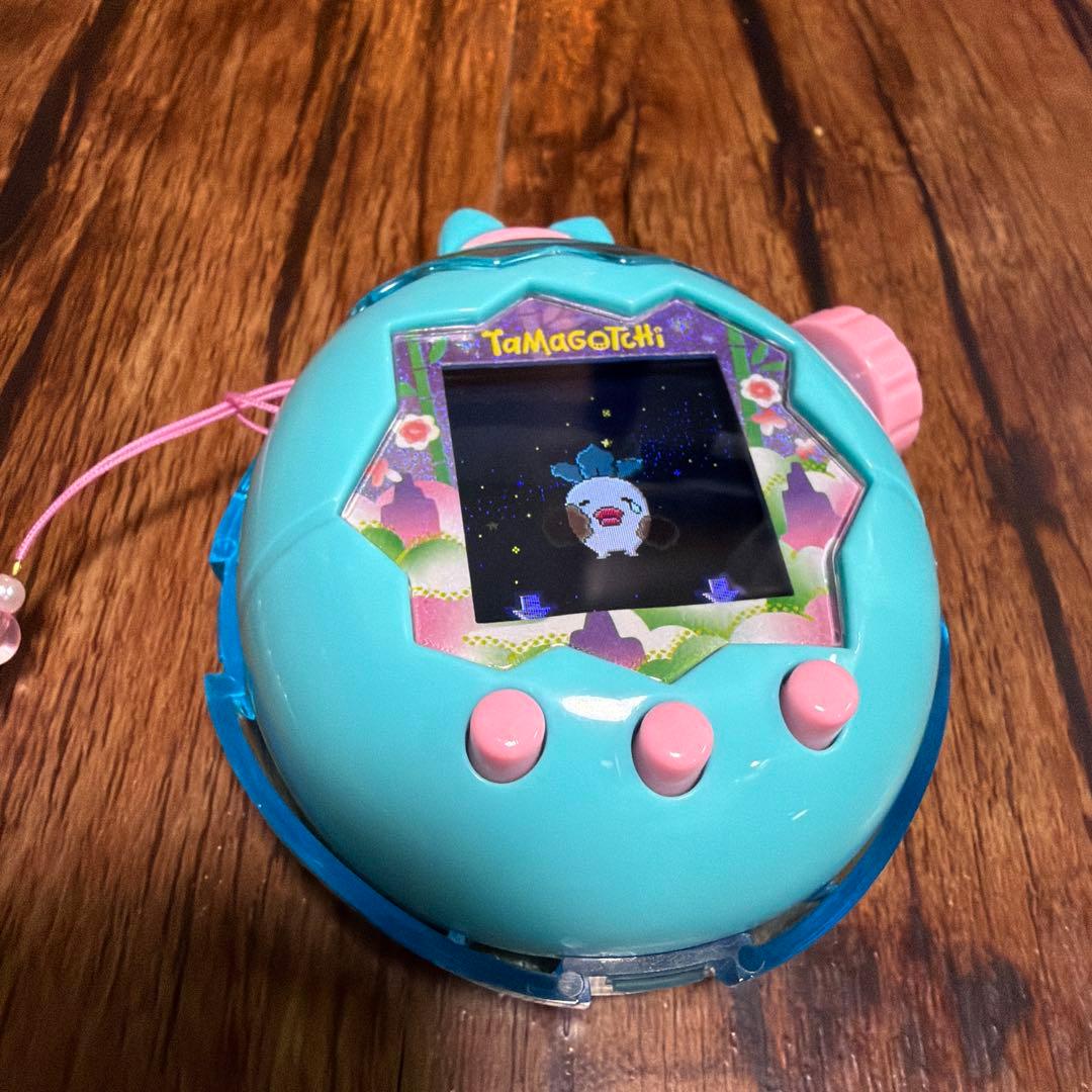 ｛豪華‼︎美品｝たまごっちパラダイスジェイドフォレスト/レッサーパンダケース付き