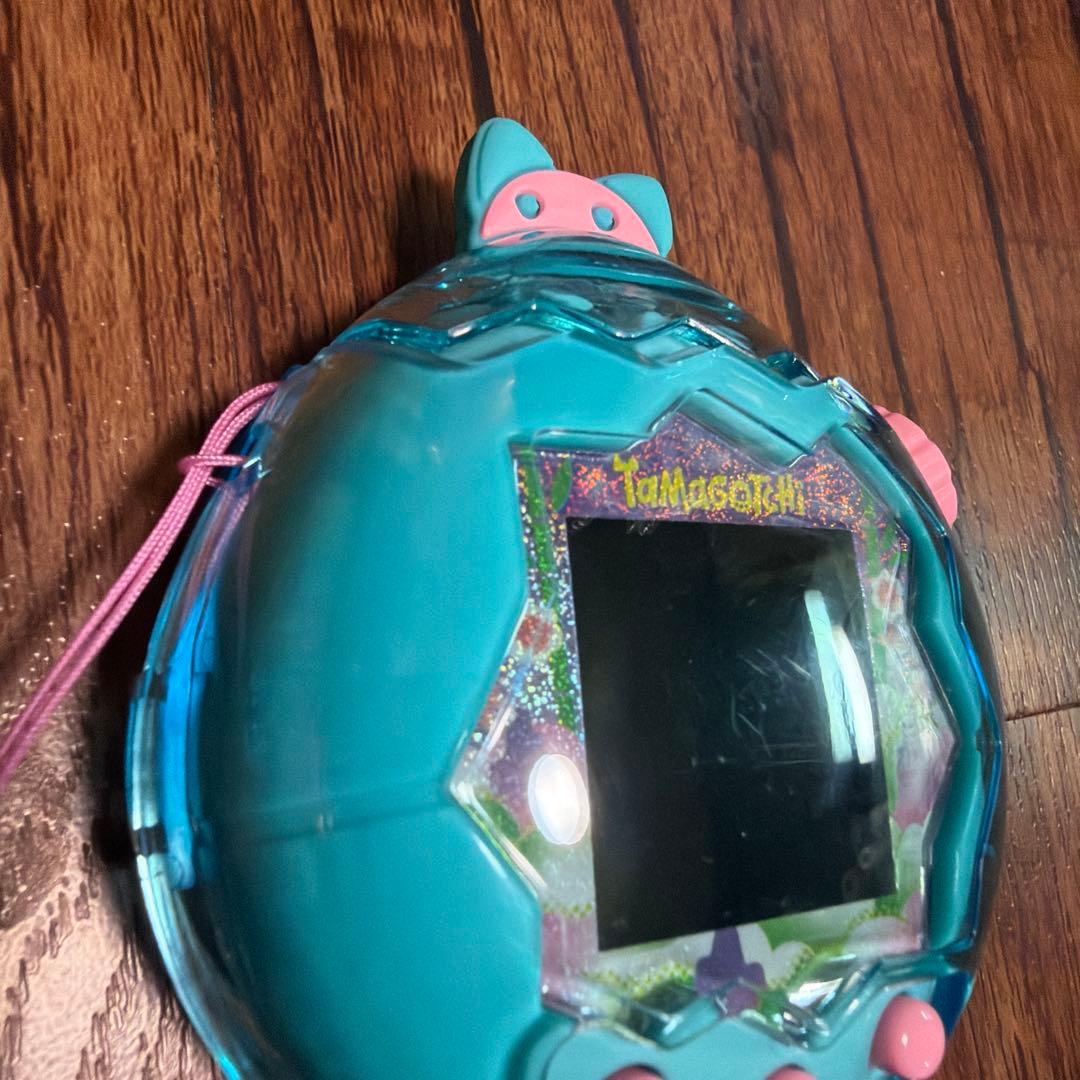 ｛豪華‼︎美品｝たまごっちパラダイスジェイドフォレスト/レッサーパンダケース付き