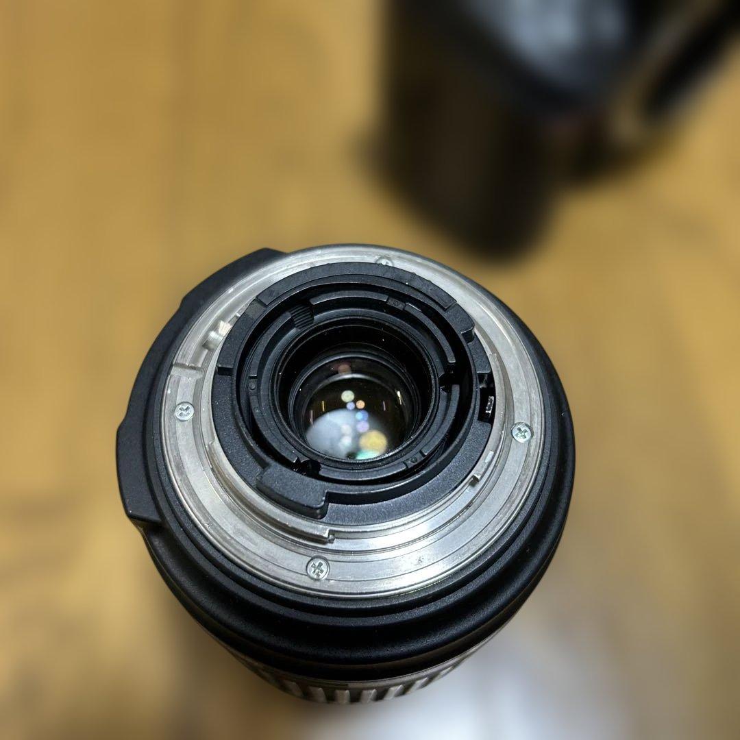 Nikon D7000 デジタル一眼レフカメラ