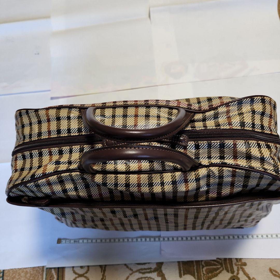 ダックスの旅行カバン