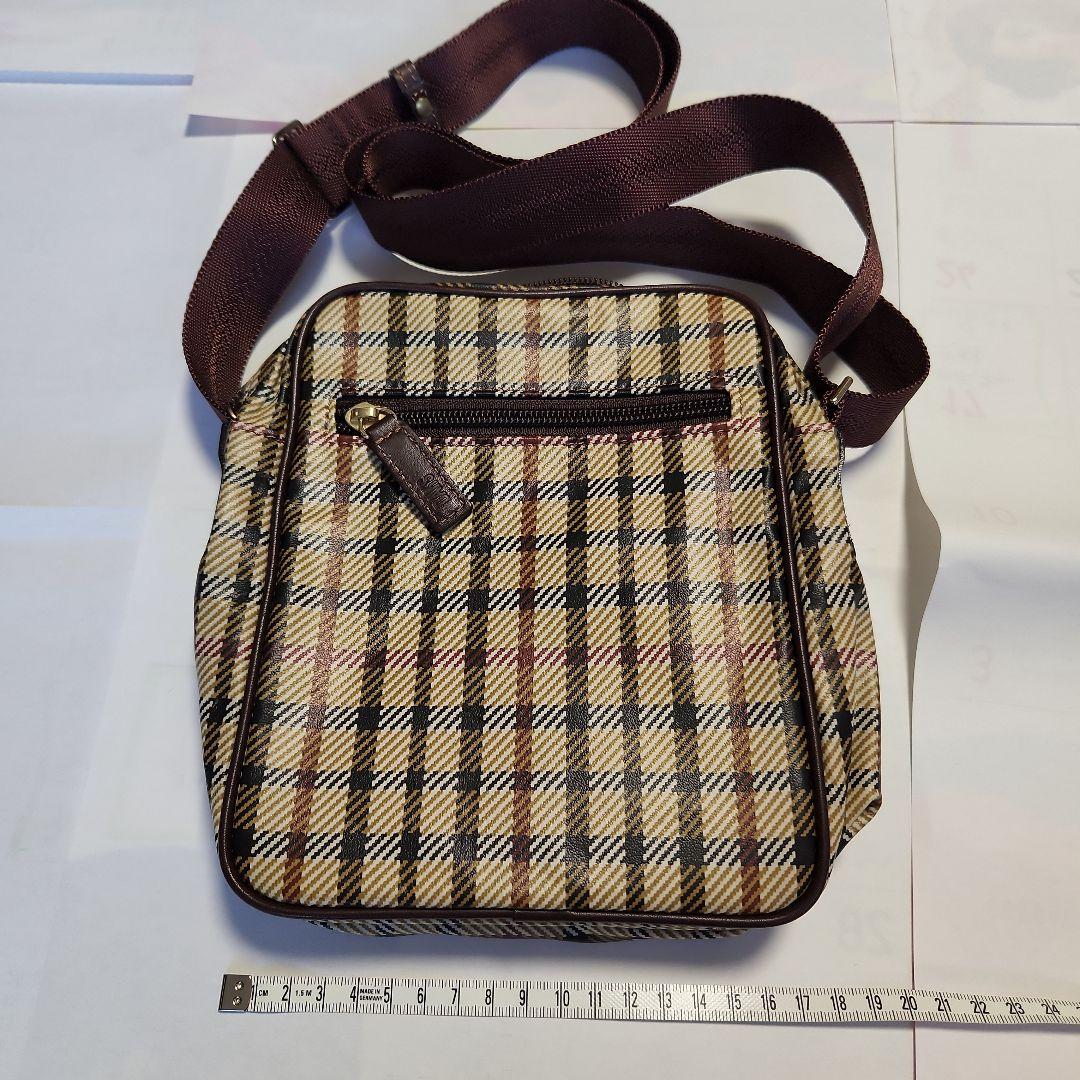 ダックスの旅行カバン