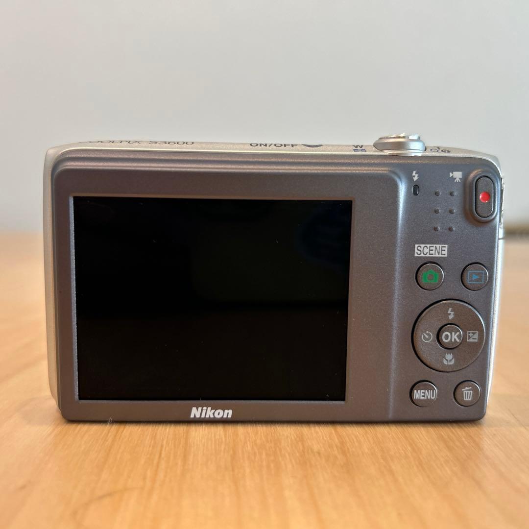 Nikon COOLPIX S3600 2048万画素　動作確認済
