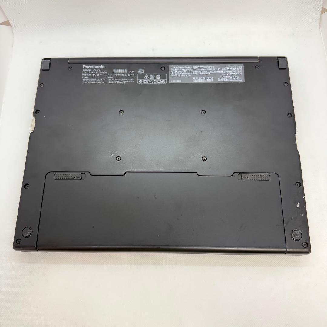 極美品 パナソニックの超軽量2in1 PC「Let's note CF-XZ6」