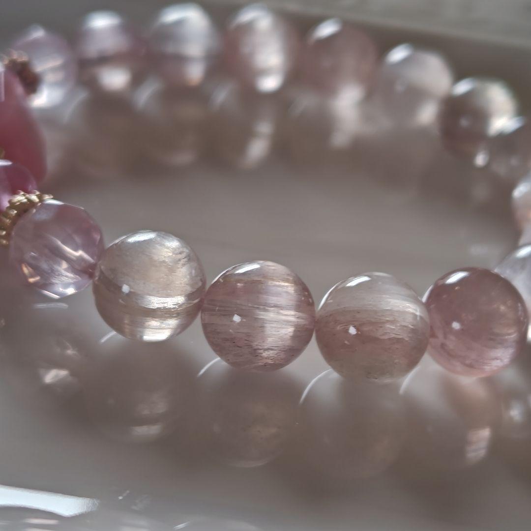 グァバクオーツキューブ×ふんわりピンクマイカ×ピンクトパーズ