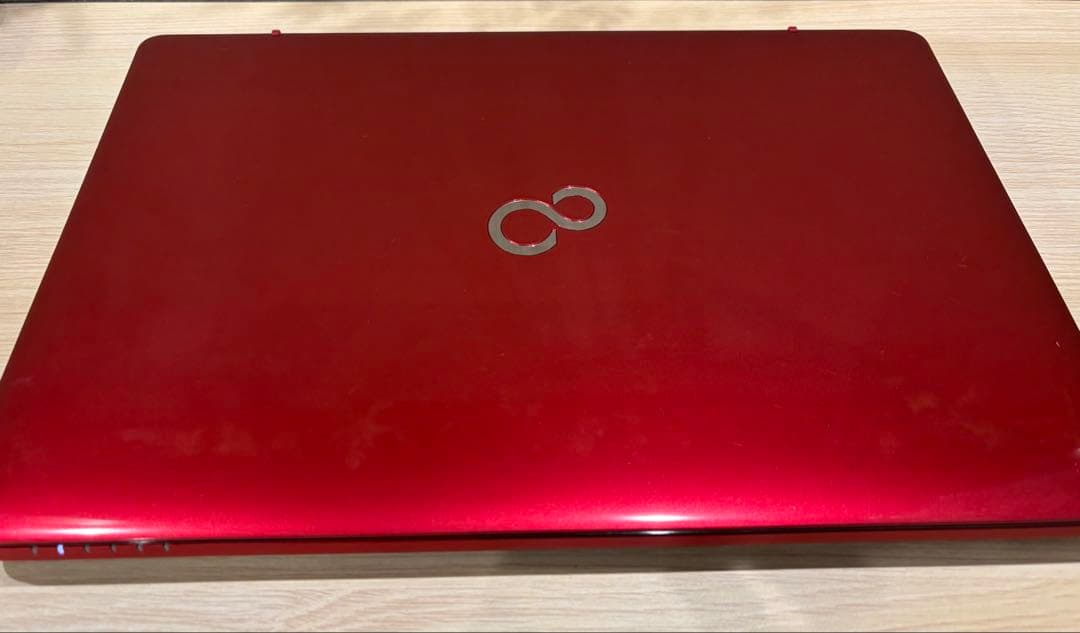 【corei7】FUJITSU LIFEBOOK SSD256GB メモリ8G