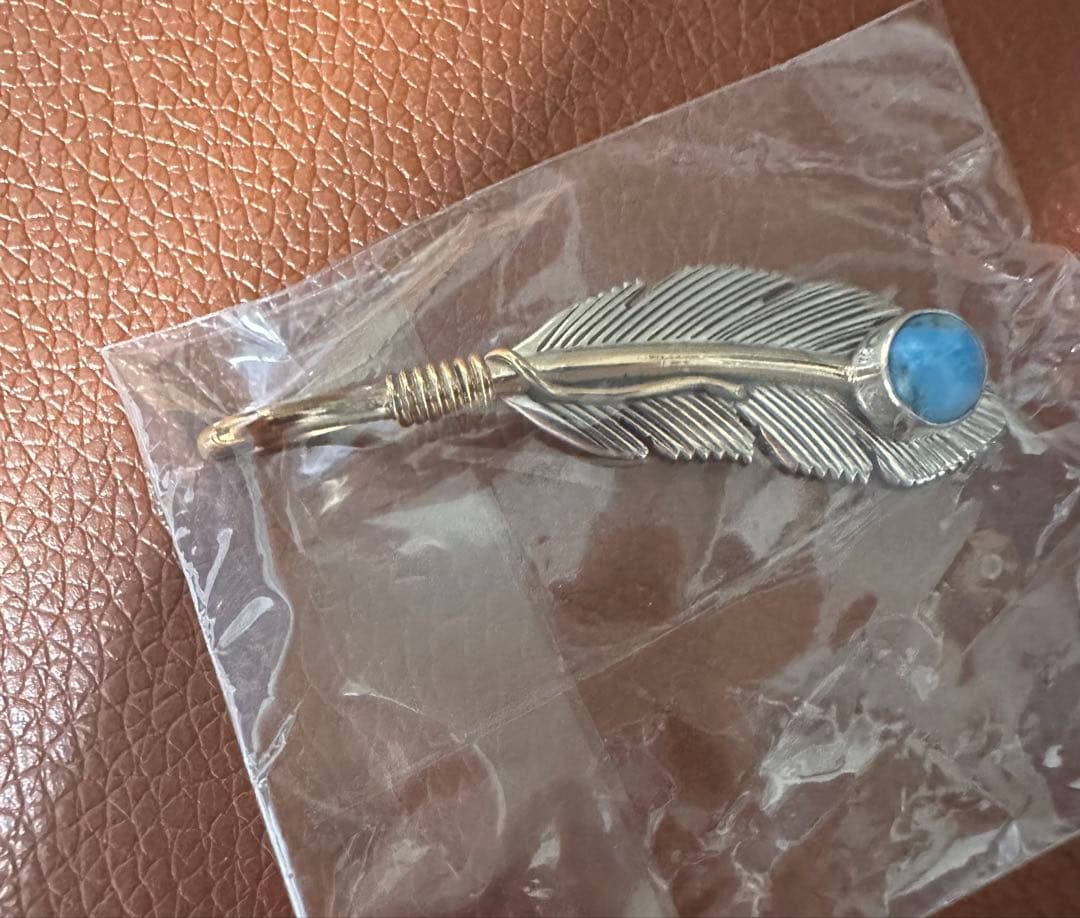 ナバホ族 羽根12KGF ターコイズ付きペンダント