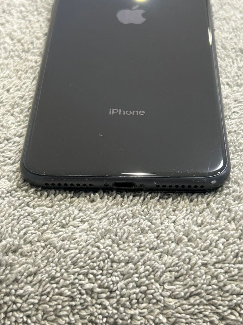iPhone 8 Plus ブラック／ローズゴールド の2台　ジャンク