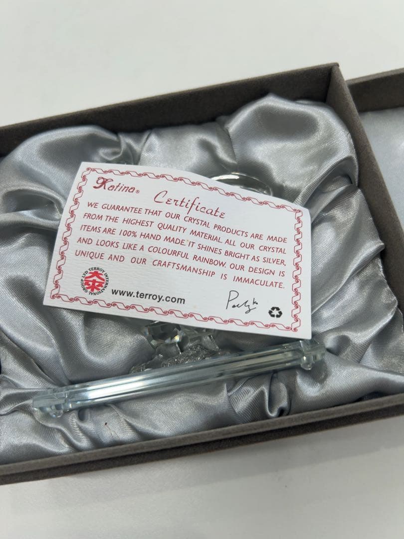 HSBC クリスタル鶏置物