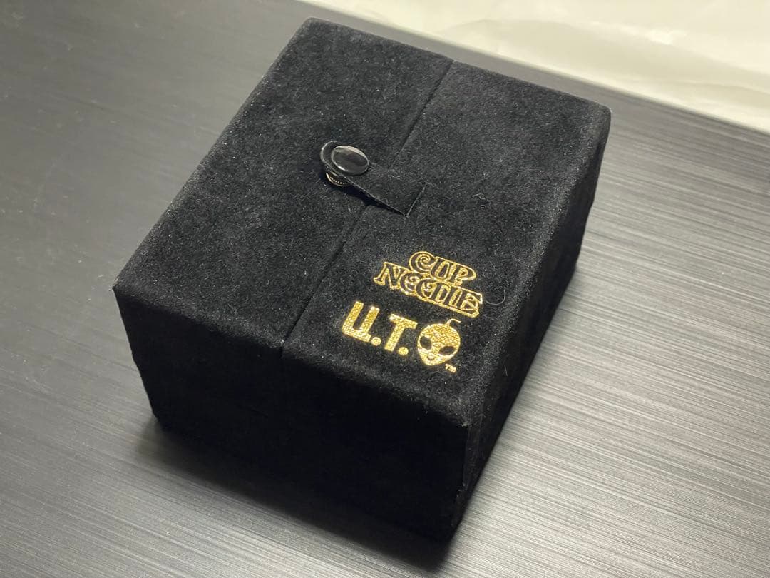 日清食品 ゴールド U.T. 13mm 純金フィギュア K24 宇宙人 懸賞品