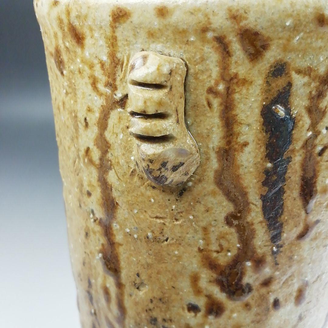 Ｗ２９１　花入　『萩焼』『伊羅保釉鉄彩　花入』『野坂康起 造』共箱　茶道具　花器