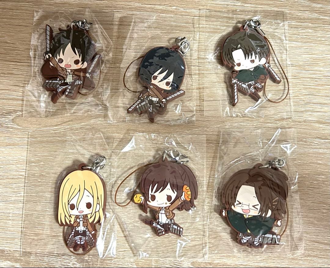 進撃の巨人 ラバーストラップコレクション 6種セット エレン ミカサ リヴァイ