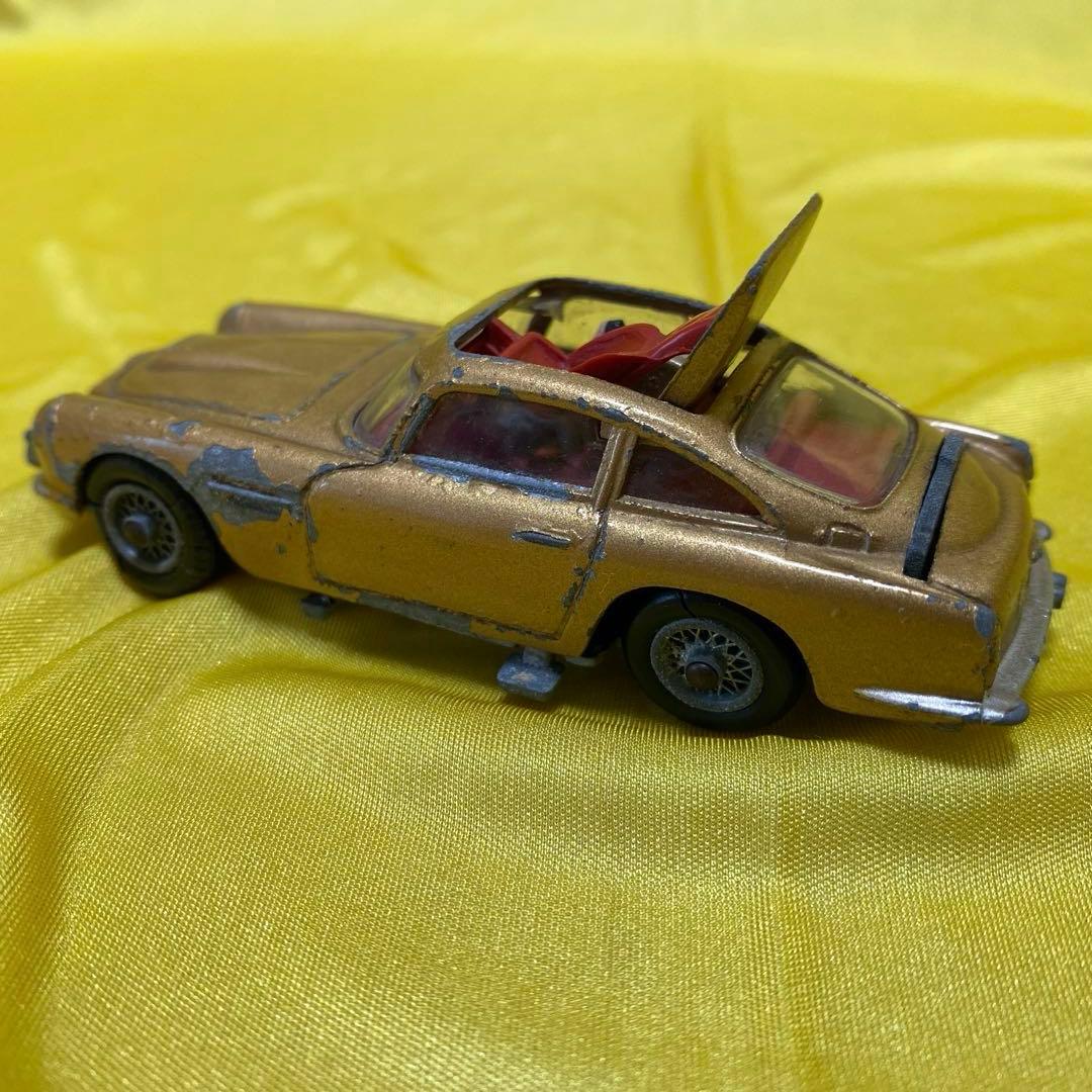60年前ビンテージミニカー、ロールスロイス、007アストンマーチン他、英国製他