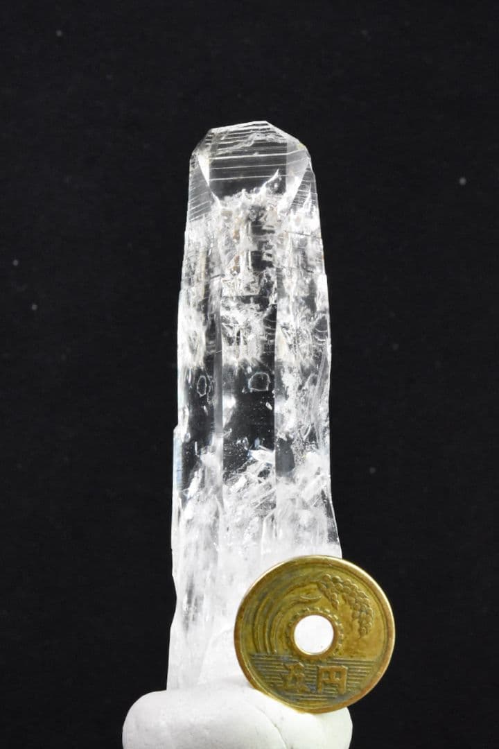 ガネーシュヒマール ラパ産 コロンビアレムリアンの様な条線のポイント1