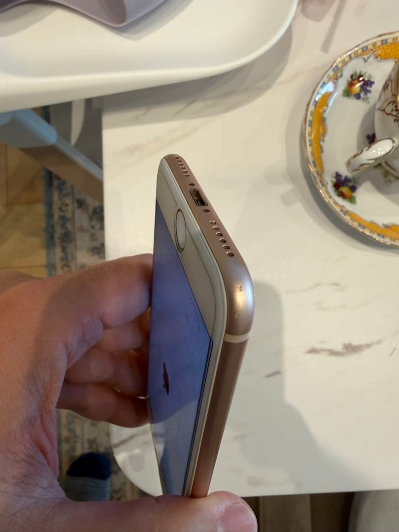 Apple iPhone 8 本体 64GB ピンクゴールド　動作確認済
