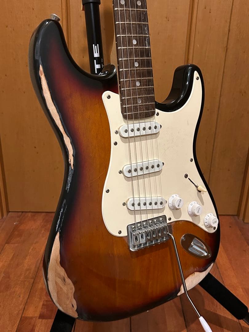 PHOTOGENIC ストラトタイプ　レリック加工　フェンダーペグ　新品弦
