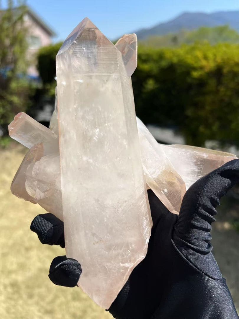 A773 マダガスカル産ピンク水晶クラスター