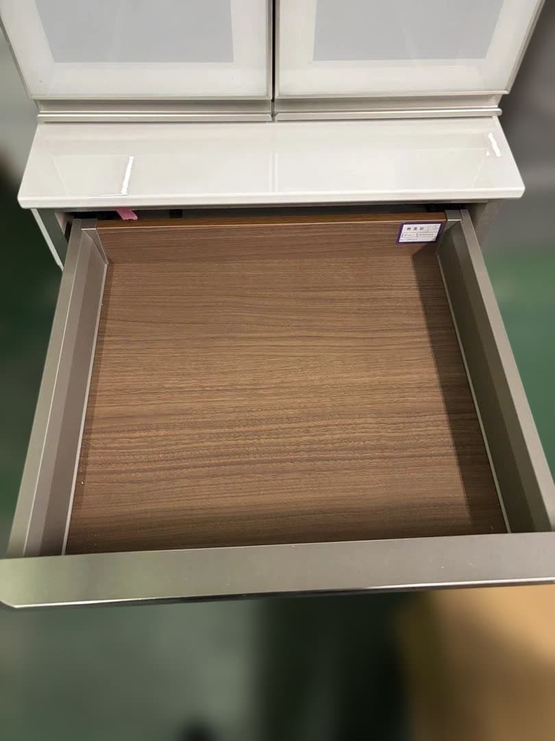 直接引き取り可能 キッチン収納キャビネット ガラス扉付き 綾乃製作所 家具