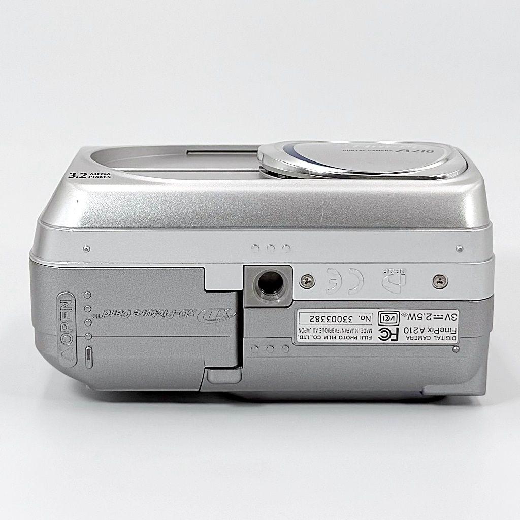 【美品】フジフイルム FinePix A210 コンデジ カメラ 中古