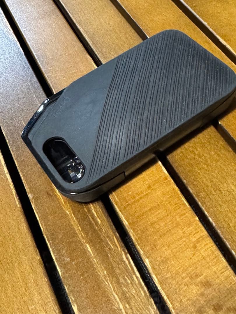 Poly ワイヤレスイヤホン 充電ケース付き ブラック