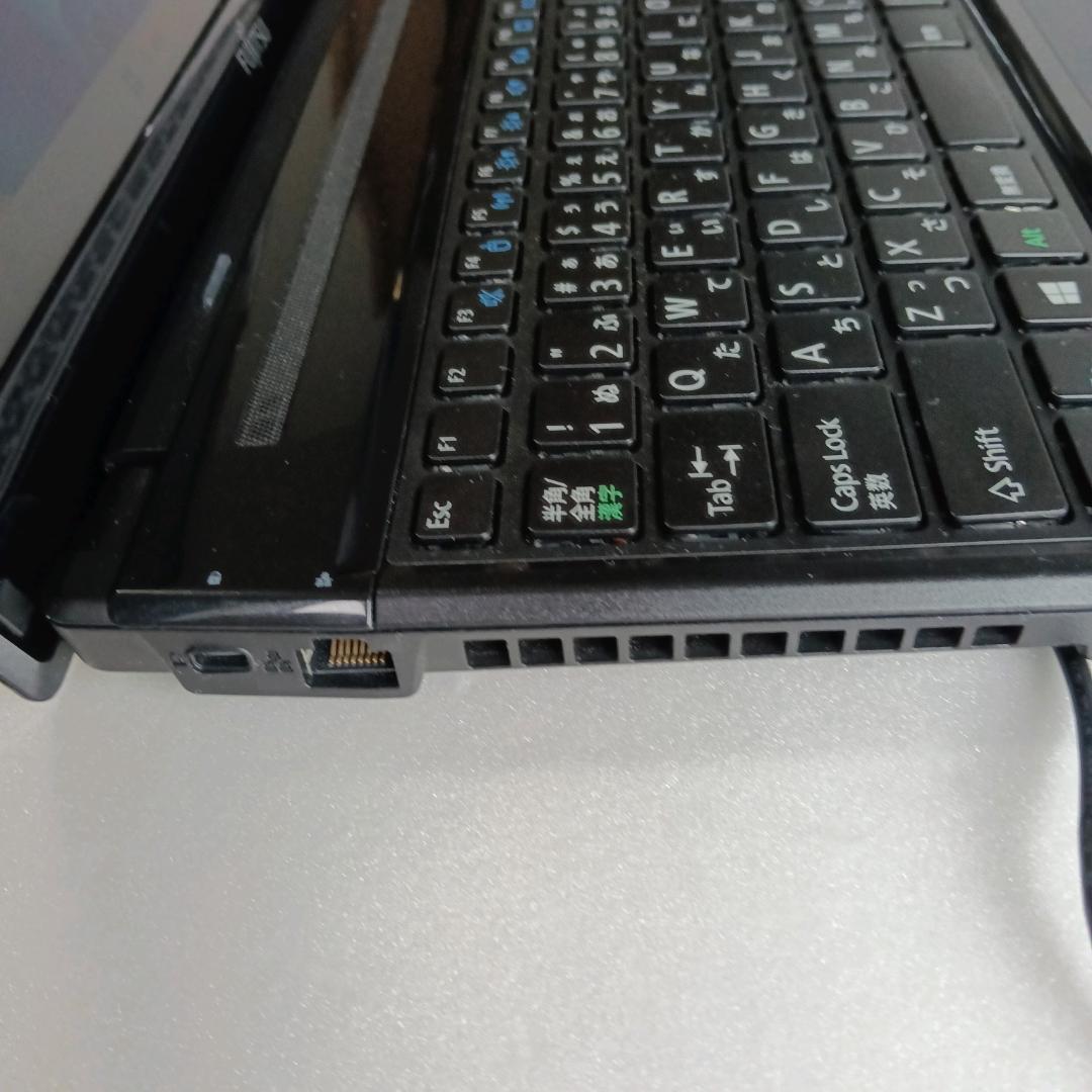人気 富士通 ♥LIFEBOOK Core i3 8GB DVD搭載 Win11