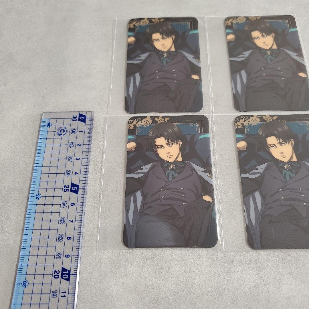 進撃の巨人　Dignified 　特典カード　リヴァイ　4枚　アニメイト 非売品