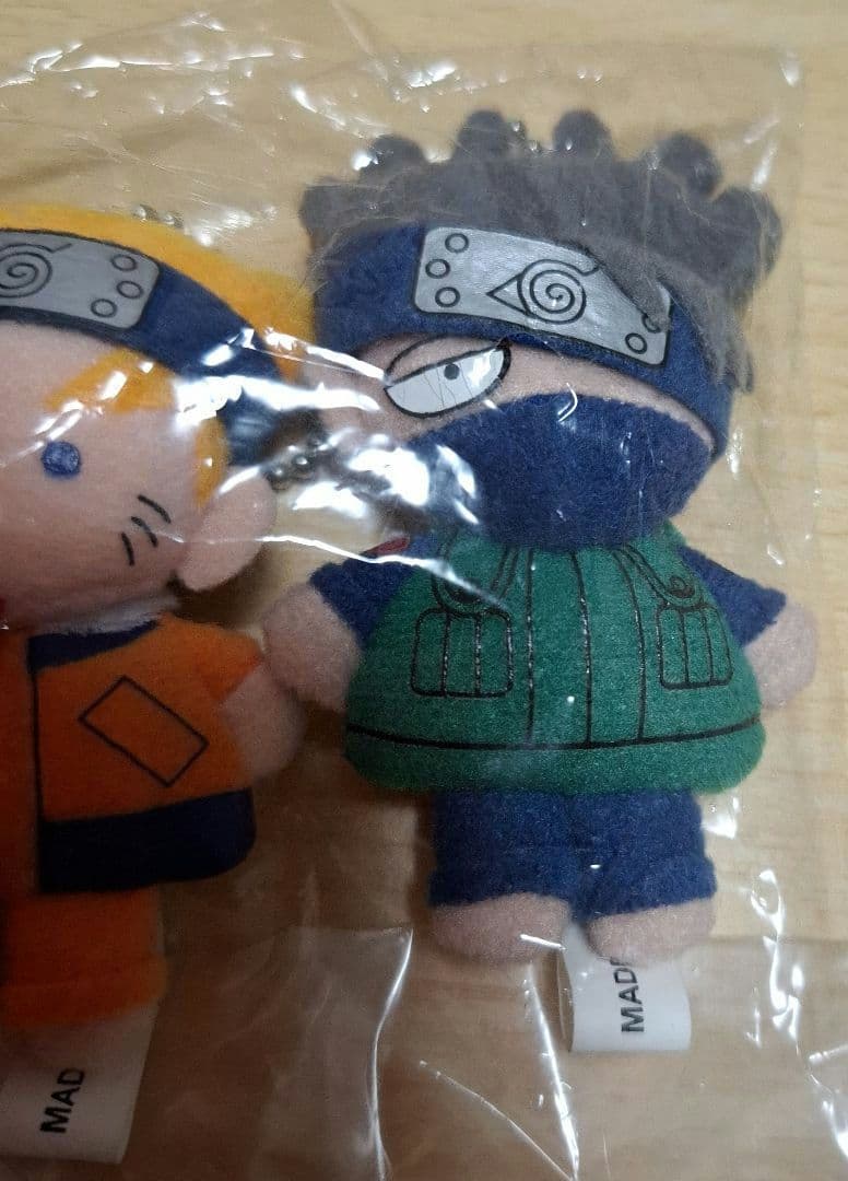 ジャンプ応募者サービス　NARUTO　ナルト・カカシ　キーチェーンマスコット