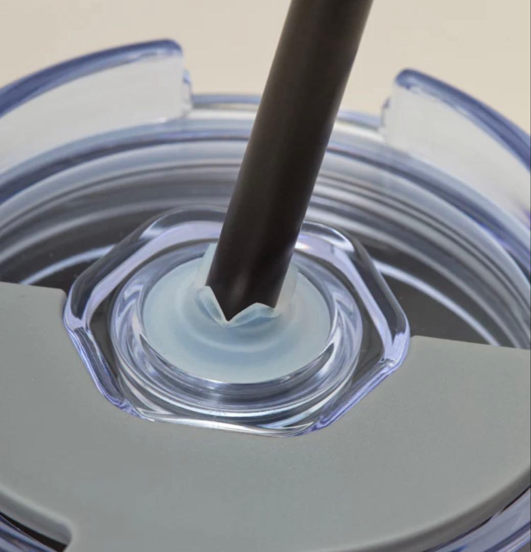 ZO&FRIENDSLUCKYSHOPポップアップラインフレンズZOAタンブラー