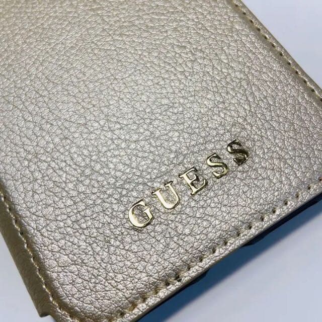 ラスト1点！GUESS ゲス iPhone 11 フリップケース ゴールド