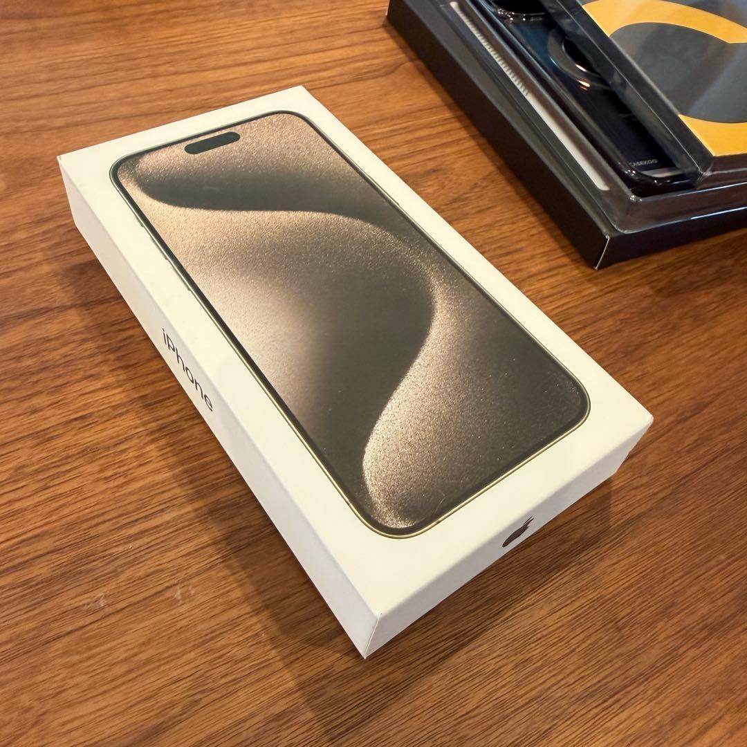 【未使用新品】iPhone 15 Promax 256GB ナチュラルチタニウム