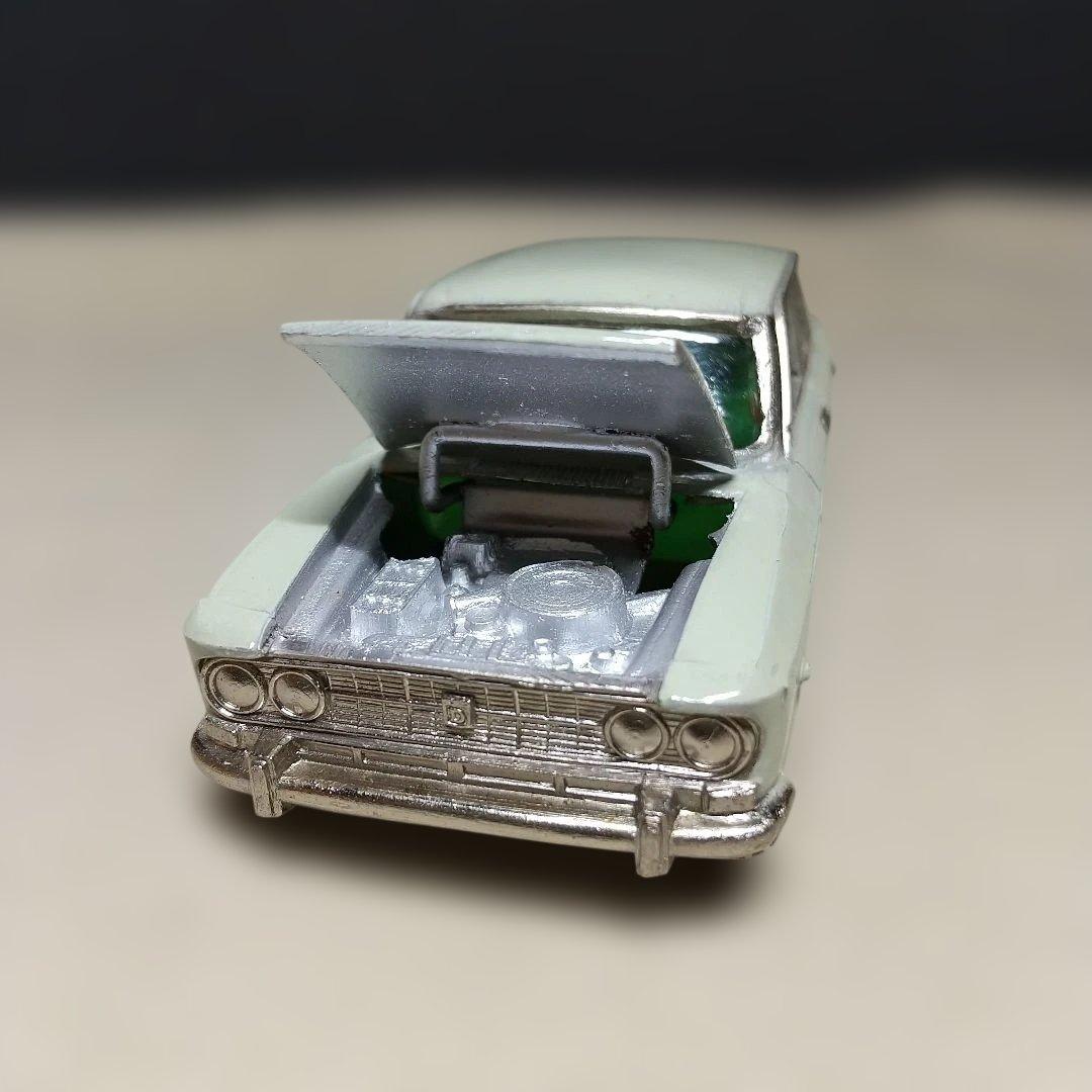 大盛屋 ダットサン ブルーバード