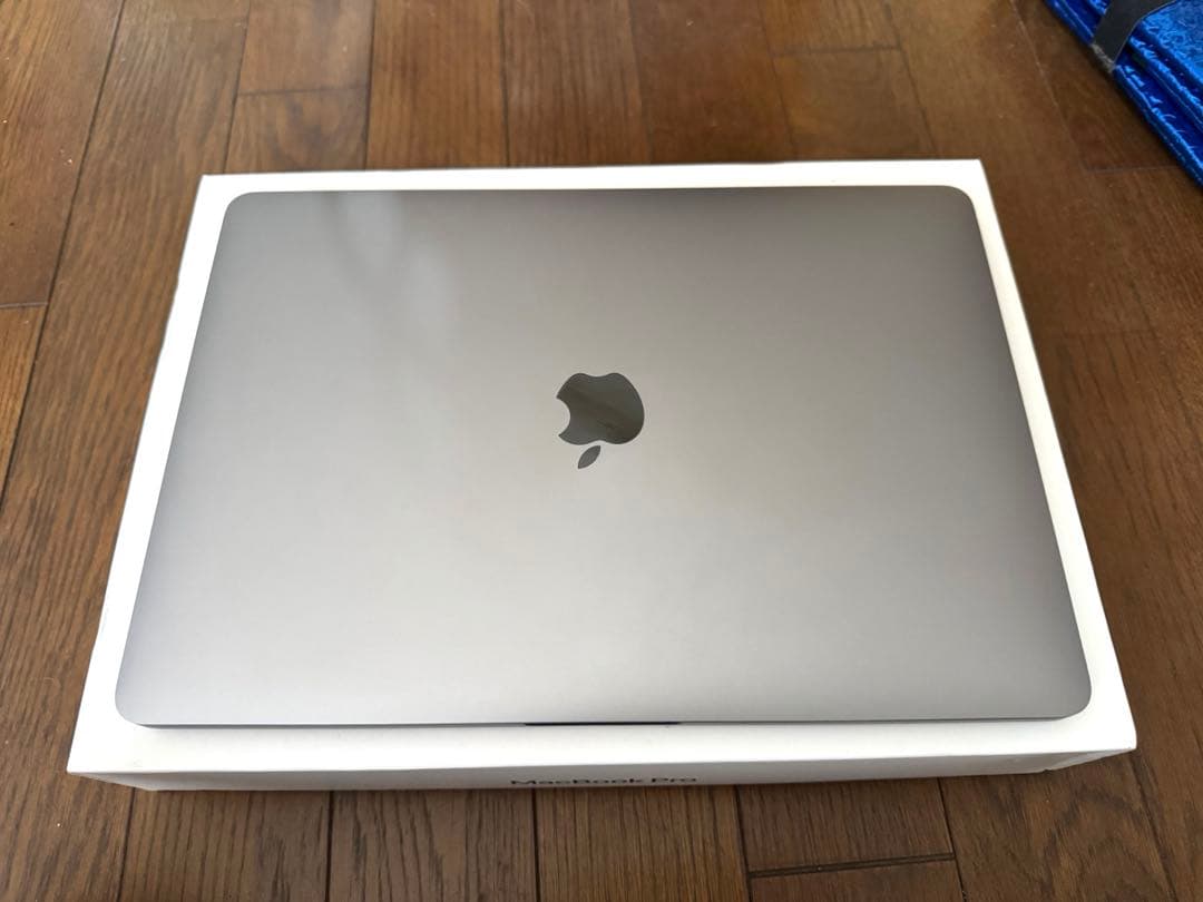 MacBook Pro 2020 i5 16GB 1TB スペースグレイ