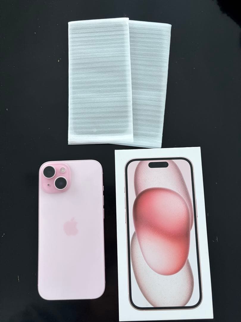 りょうこさん専用★iPhone15 128g ピンク　美品　箱、フィルム付き