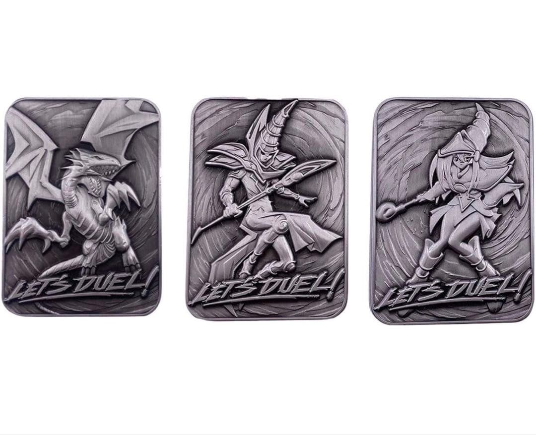 遊☆戯☆王デュエルモンスターズ　金属製カード　ブラックマジシャン　ブルーアイズ