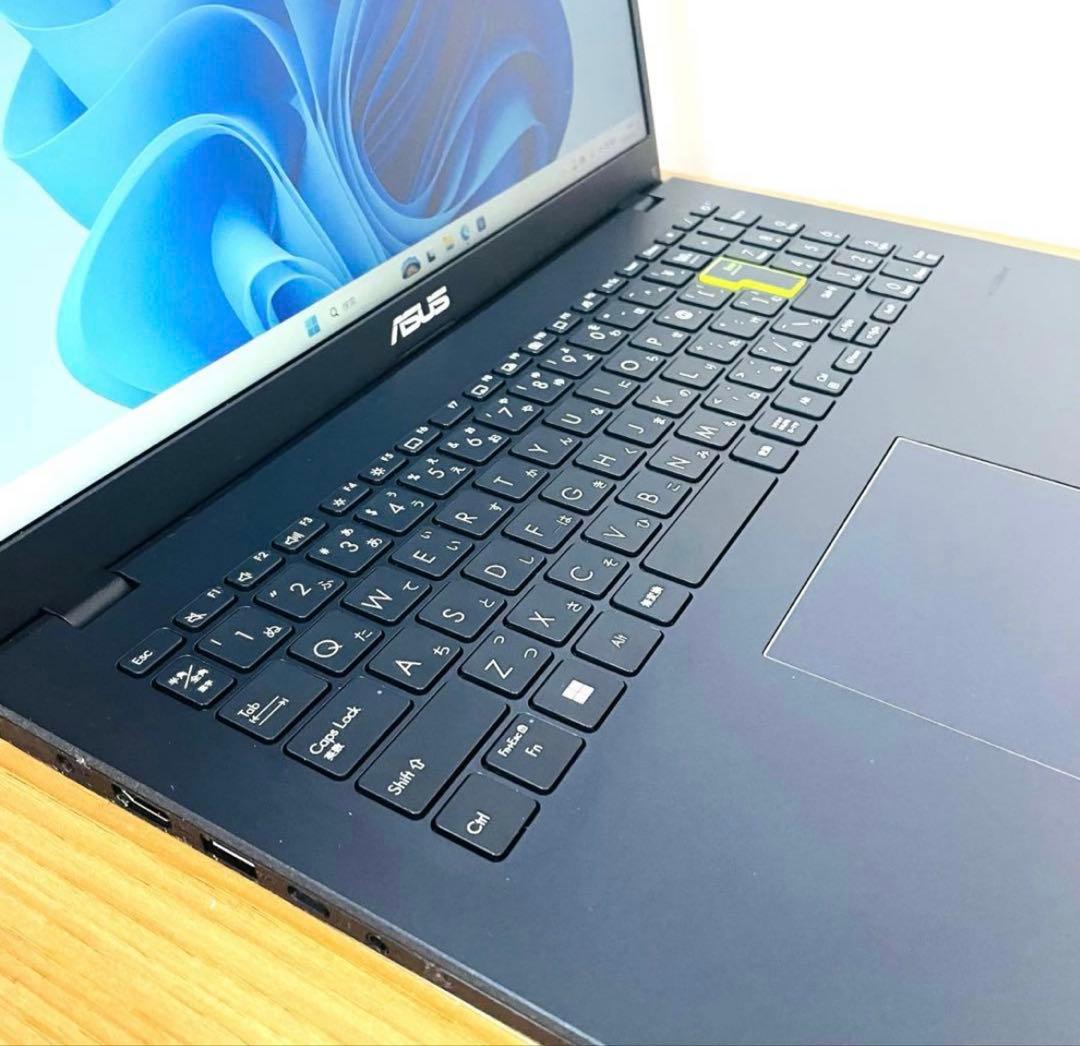 2022モデル薄型ASUSノートパソコンSSDwin11オフィスカメラ