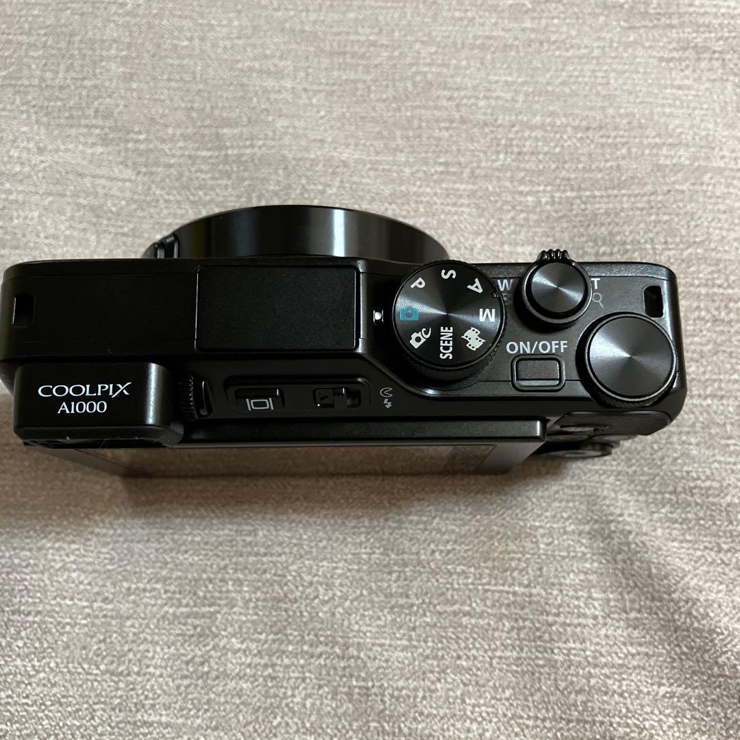 Nikon コンパクトデジタルカメラ