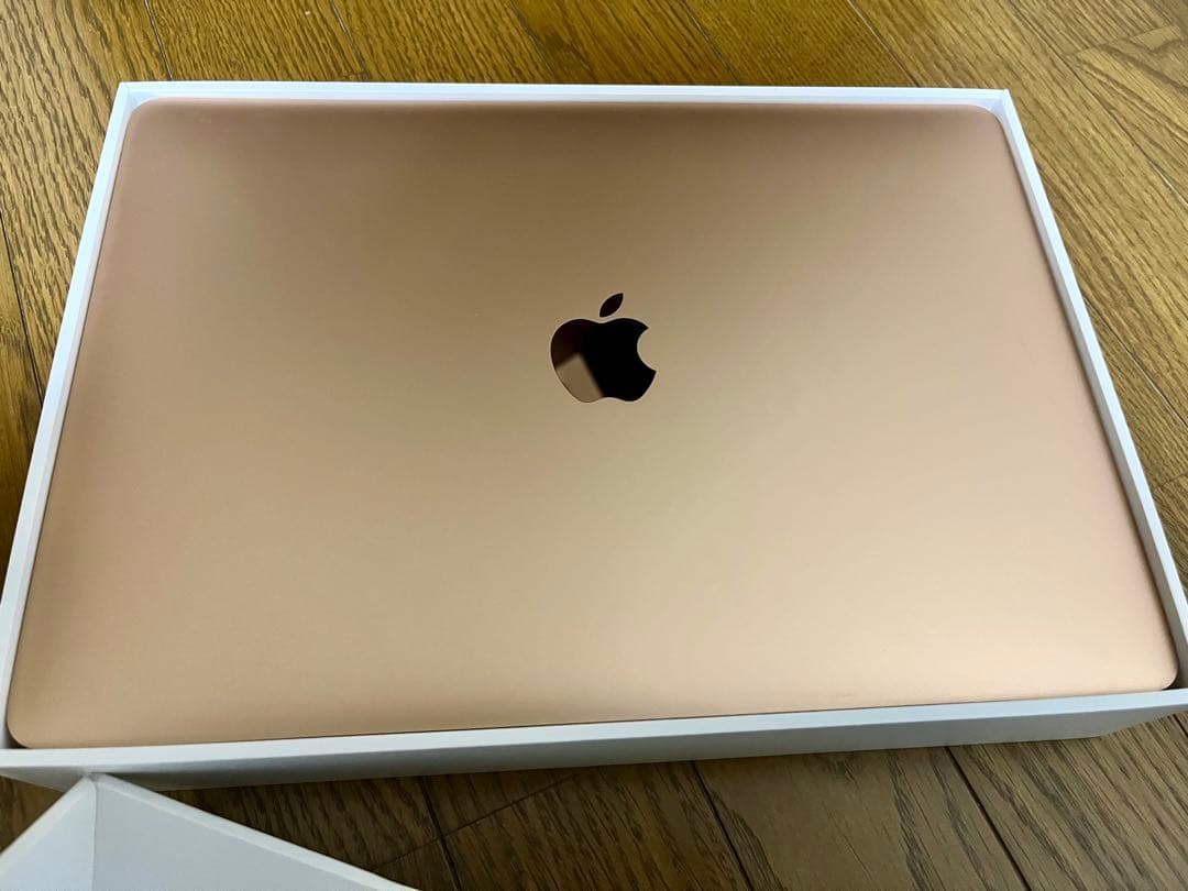 MacBook Air 2020 ゴールド｜初期化済｜箱・付属品付