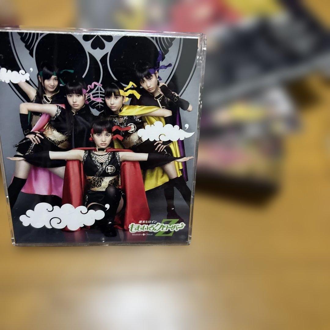 ももクロ　DVD /CD/レコードセット PLAY タオル、缶バッチ付