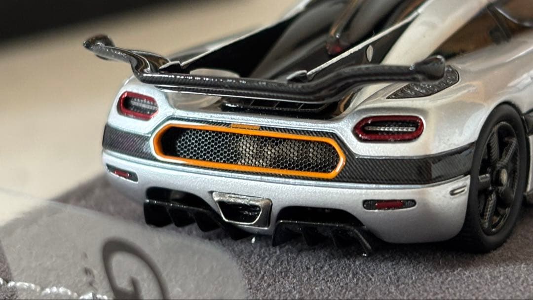 Gryning Model 1/64 ケーニグセグ　one:1 シルバー