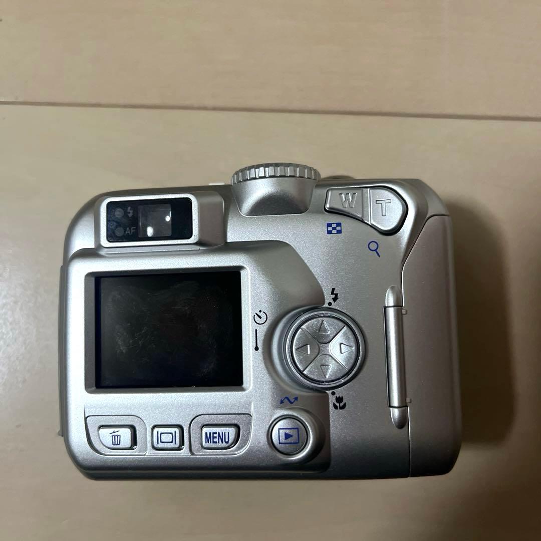 Nikon COOLPIX 3100 シルバー⭐︎新品単三電池付き