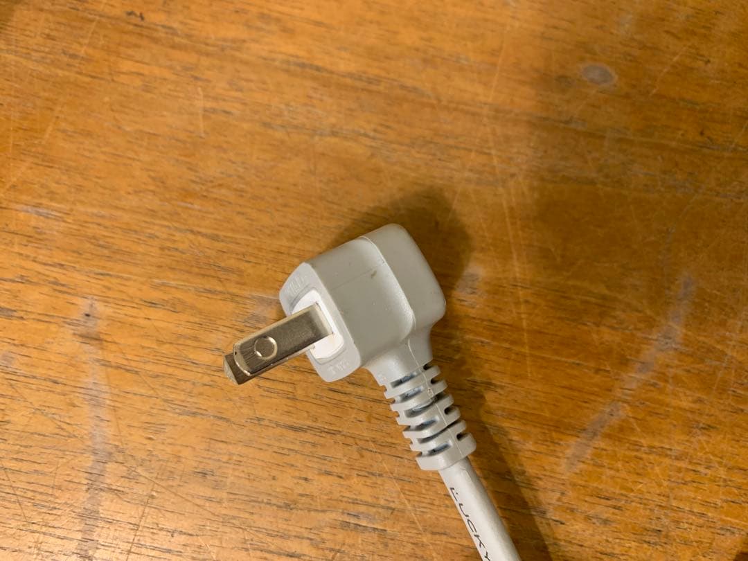 N0303-01★DAIKIN 遠赤外線暖房機 ERFT11ZS-W 2022