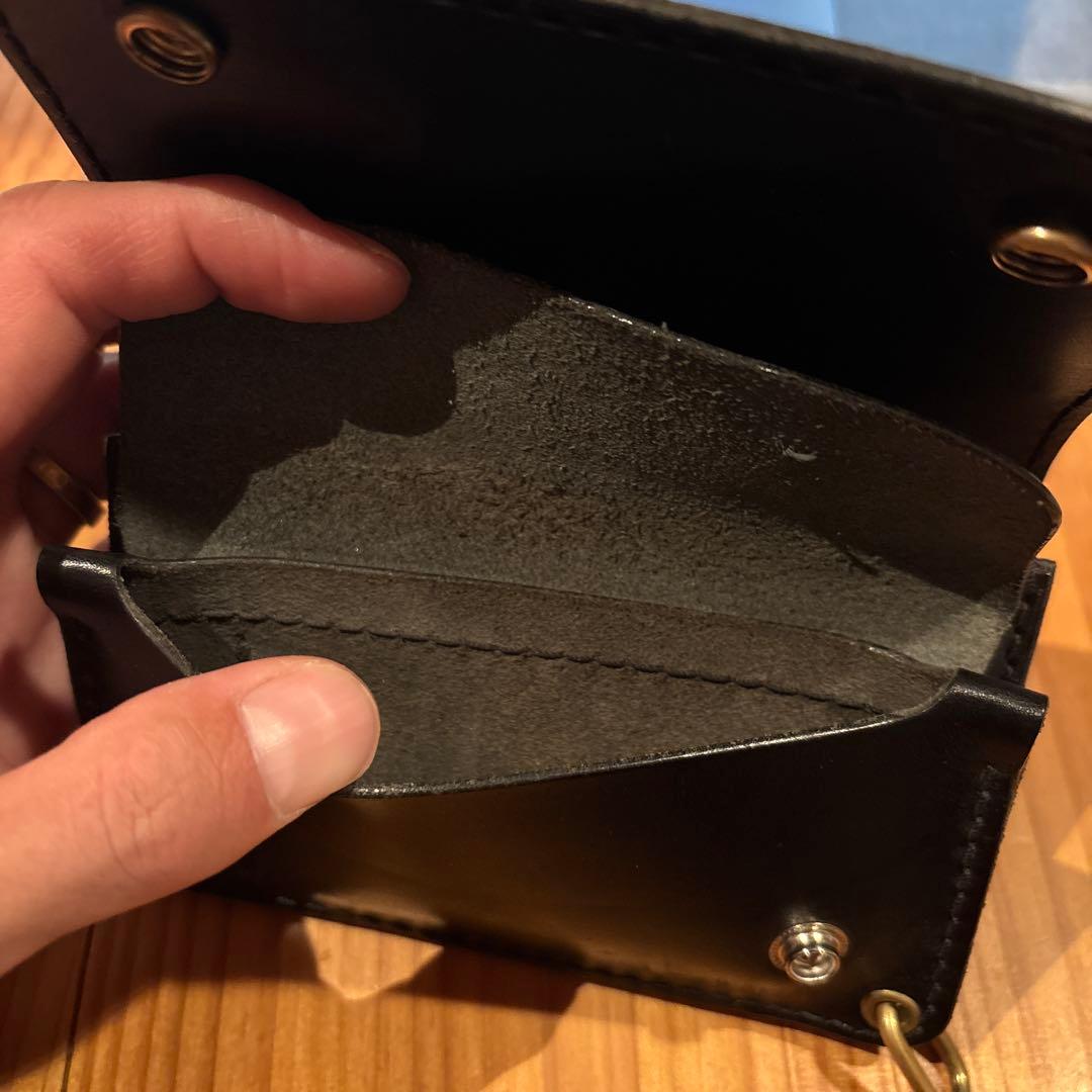 トラッカーウォレット　黒レザー コンパクト財布