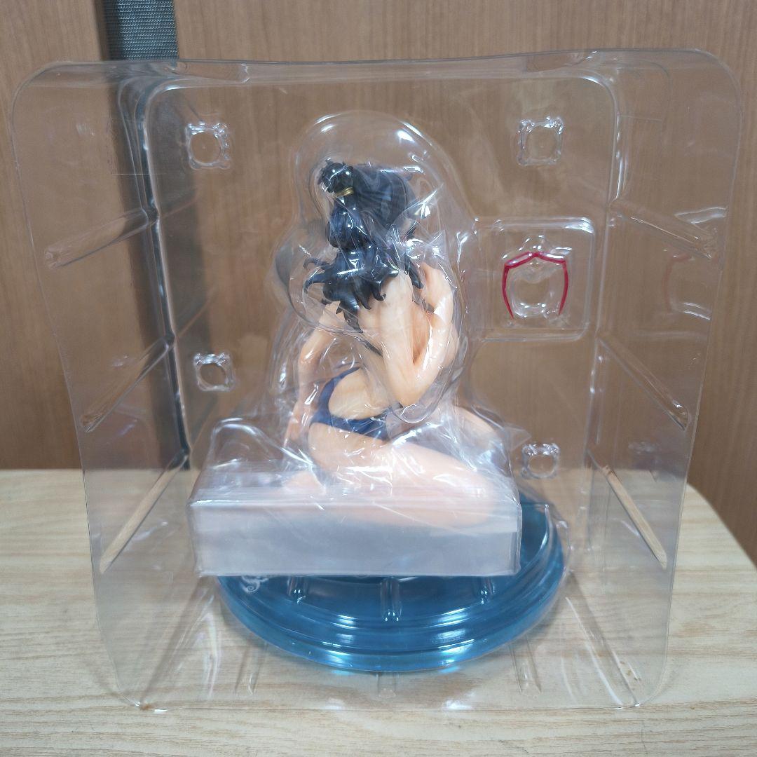 国内正規品　開封美品　ワンピース　たしぎ ver.bb フィギュア